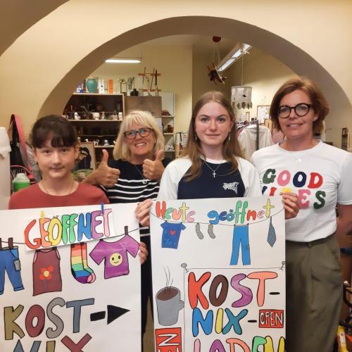 Plakate - Kostnix-Laden